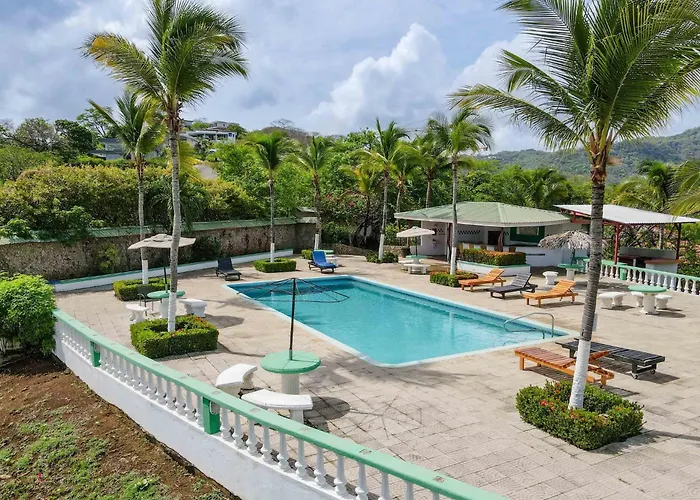 Tropical With Spectacular Ocean Views, Panoramic Dining Terrace & Quick Walk To Hébergement de vacances *