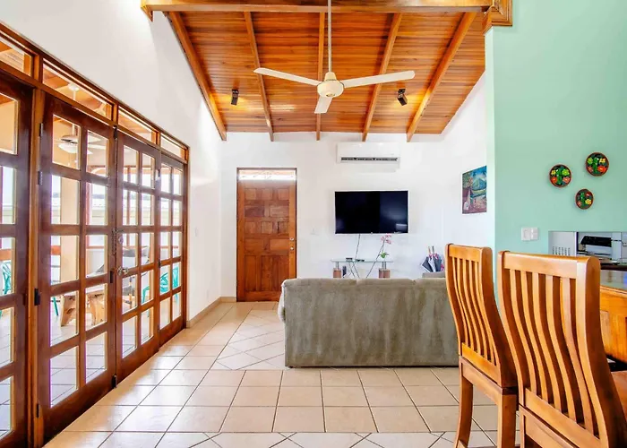 Tropical With Spectacular Ocean Views, Panoramic Dining Terrace & Quick Walk To * Coco